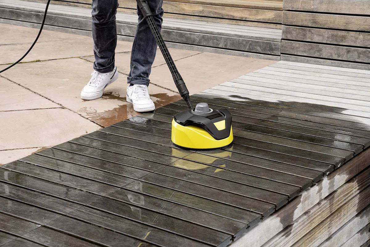 Kärcher T-Racer T 5 limpiadora de superficies, para la limpieza efectiva de grandes superficies sin salpicaduras, Accesorio adecuado para Hidrolimpiadoras K 2 a K 7 de Kärcher